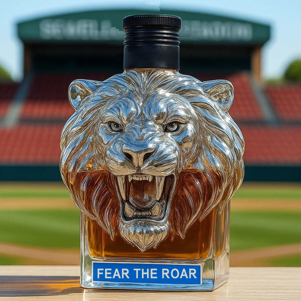 🦁🏈Detroit Lions Whiskey Bottle